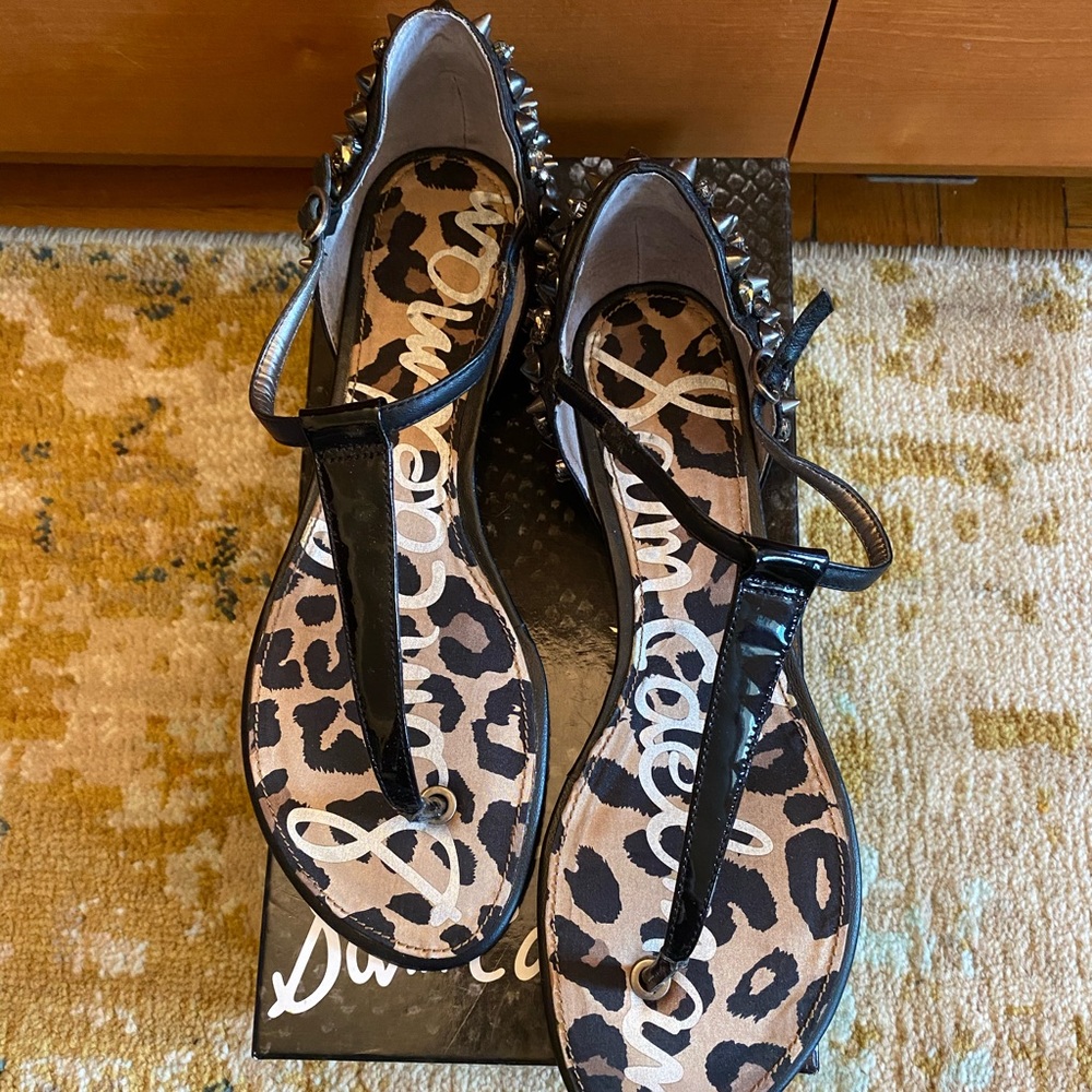 Sam Edelman Black Sandal with rhinestones Sz9.5